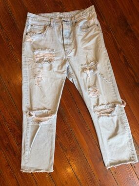 Levi's Light Blue Women's Straight Leg Distressed Jeans